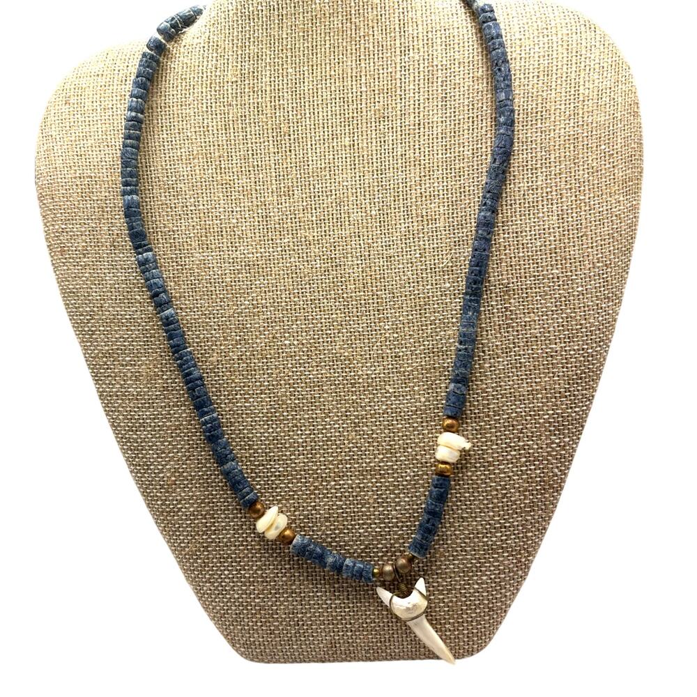 Shark's Tooth & Blue Coral Heishi Bead Necklace Vintage70's